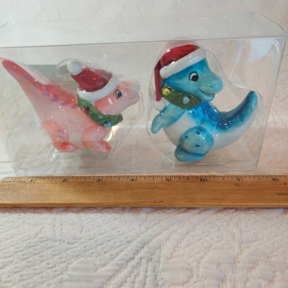 Sleigh Bell Bistro Very Merry Dinosaur Salt And Pepper Shakers New 2014 - Picture 6 of 6
